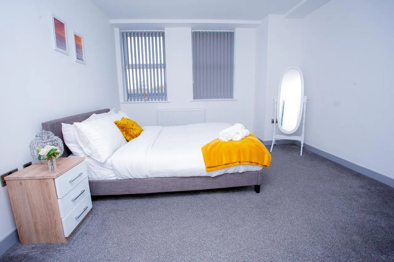 Cosy Executive City Apartment contacts